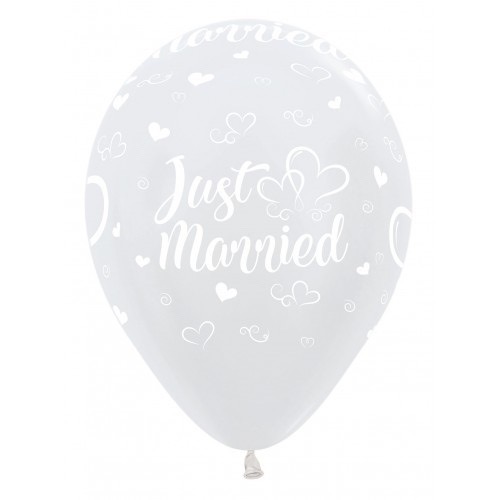 Just married pearl white