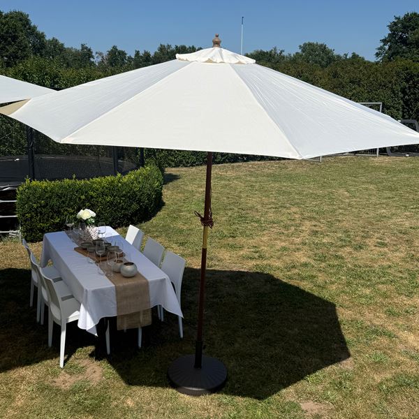 Parasol 3m ecru met voet